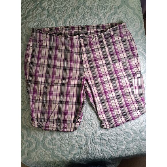 Women's Plus Essentials Purple Checkered Capri's Size 30/32 - Picture 2 of 10